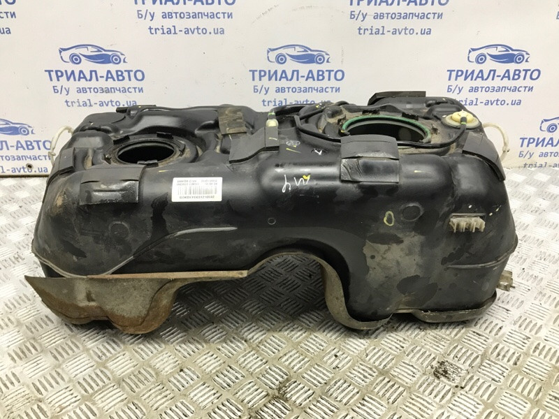 Бак топливный пластик Chevrolet Captiva C140 2.2 ДИЗЕЛЬ 2006 (б/у) Киев - изображение 5