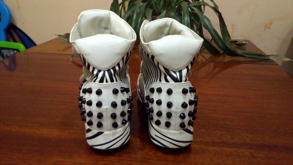 Снікерси Київ - зображення 3