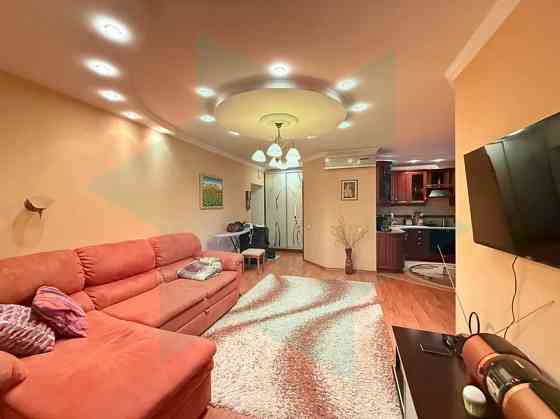 Продам. 2-к.кв. 2/17, вул.Братів Горобців 53-А Дніпро