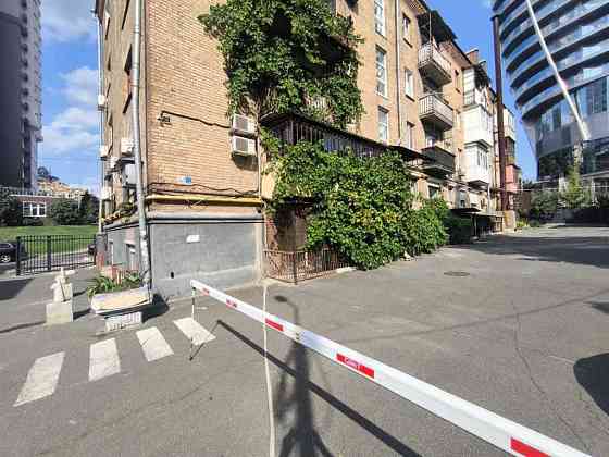 продажа помещения свободного назначения, здания Киев, Печерский, 249000 $ Київ