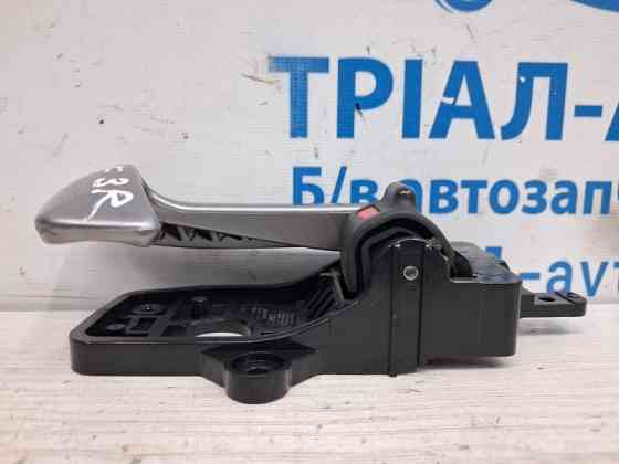 Ручка двери внутренняя правая Hyundai Santa fe 2005-2012 826212B000HZ (Арт. 70692) Киев