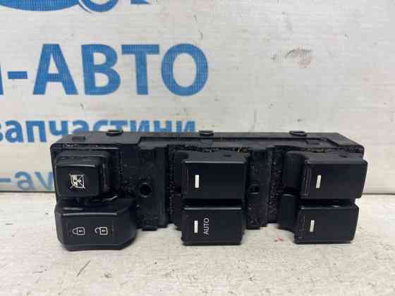 Блок управления стеклоподъемниками Kia Sorento 2009-2021 935731U101 (Арт. 74958) Киев