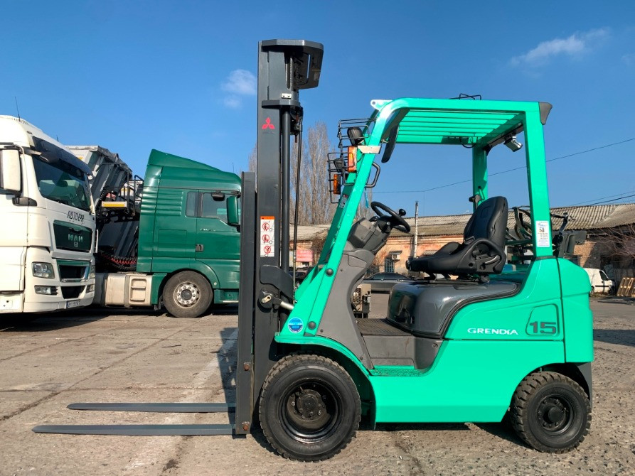 Автонавантажувач вилковий Mitsubishi, на спарці пневмо, з щоглою триплекс 5.5 метрів. Ивано-Франковск - изображение 1