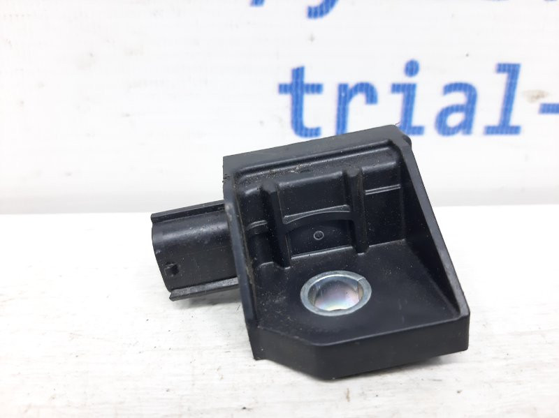 Датчик AIRBAG (удара) Mitsubishi Pajero Wagon 4 3.2 ДИЗЕЛЬ 4M41 2006 (б/у) Київ - зображення 1