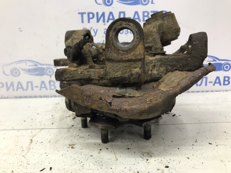 Цапфа задняя левая со ступицей Mitsubishi Pajero Wagon 3 3.2 ДИЗЕЛЬ 4M41 1999 (б/у) Київ - зображення 4