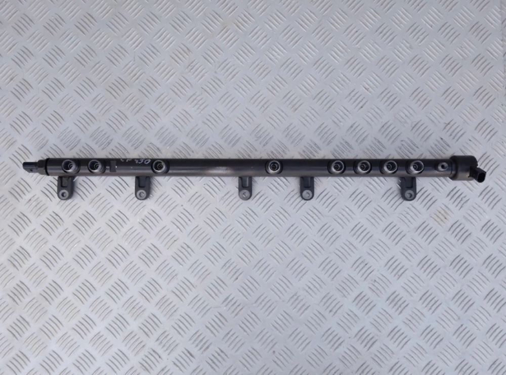 1897675 Топливная рампа DAF XF 106 Euro 6 1934321 Львов - изображение 1