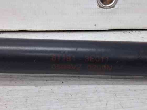 Амортизатор капота Kia Sorento 2002-2011 811813E011 (Арт. 67080) Київ