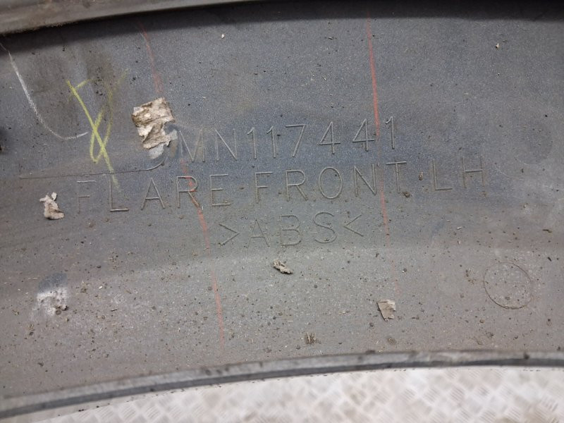 Накладка крыла Mitsubishi L200 KB 2.5 DIESEL 4D56 2006 перед. лев. (б/у) Київ - зображення 7