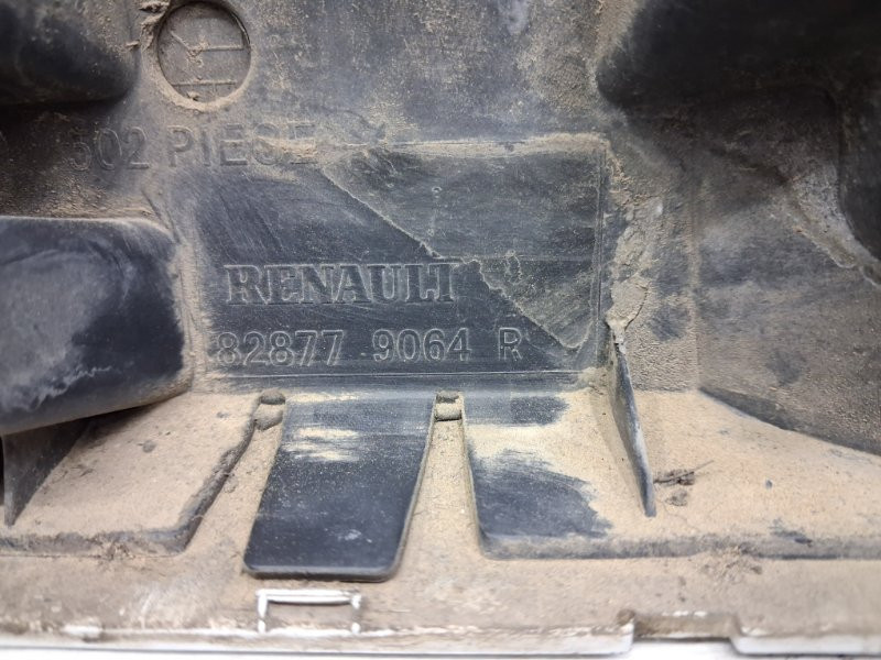 Накладка двери Renault Megane 3 1.5 DIESEL K9K 2008 задн. лев. (б/у) Київ - зображення 5