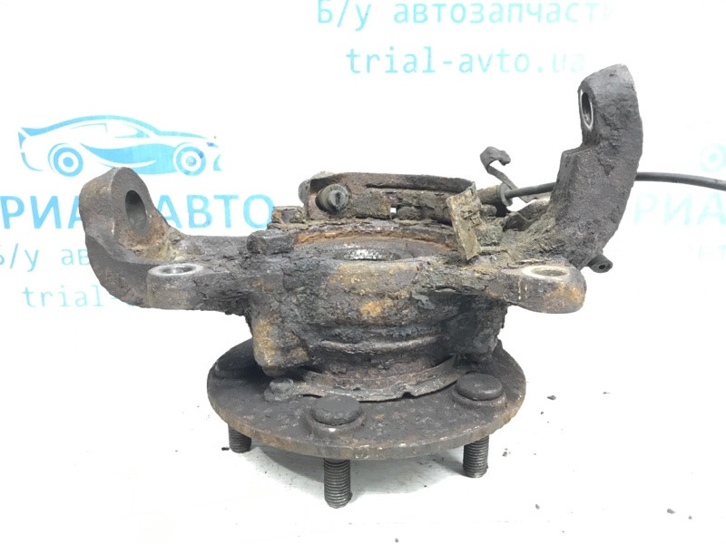 Кулак поворотный правый со ступицей Mitsubishi L200 KB 2.5 ДИЗЕЛЬ 4D56U МКПП 2006 (б/у) Киев - изображение 2