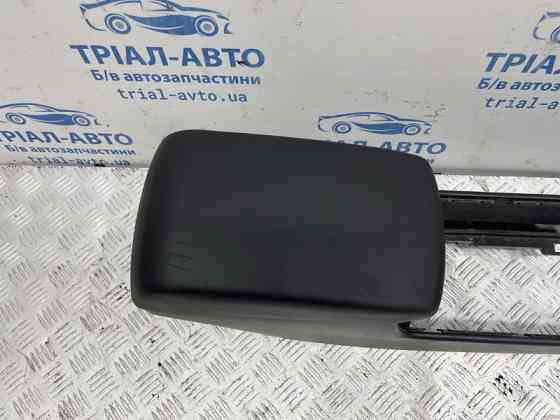 Подлокотник Mazda 3 2003-2009 BN8P-64-420G 02 (Арт. 81551) Київ