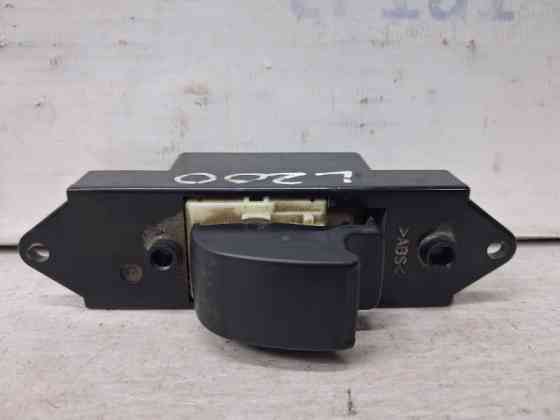 Кнопка стеклоподъемника Mitsubishi L200 KB 2.5 DIESEL 4D56 2006 (б/у) Київ