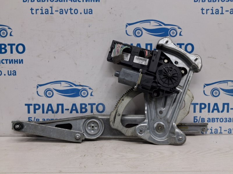 Стеклоподъемник передний правый Renault Megane 3 1.5 DIESEL K9K 2008 (б/у) Киев - изображение 1