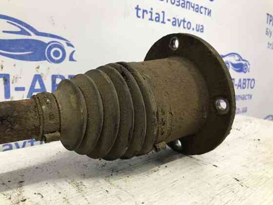 Привод передний правый Mitsubishi Pajero Wagon 4 3.2 ДИЗЕЛЬ 4M41 2006 (б/у) Киев