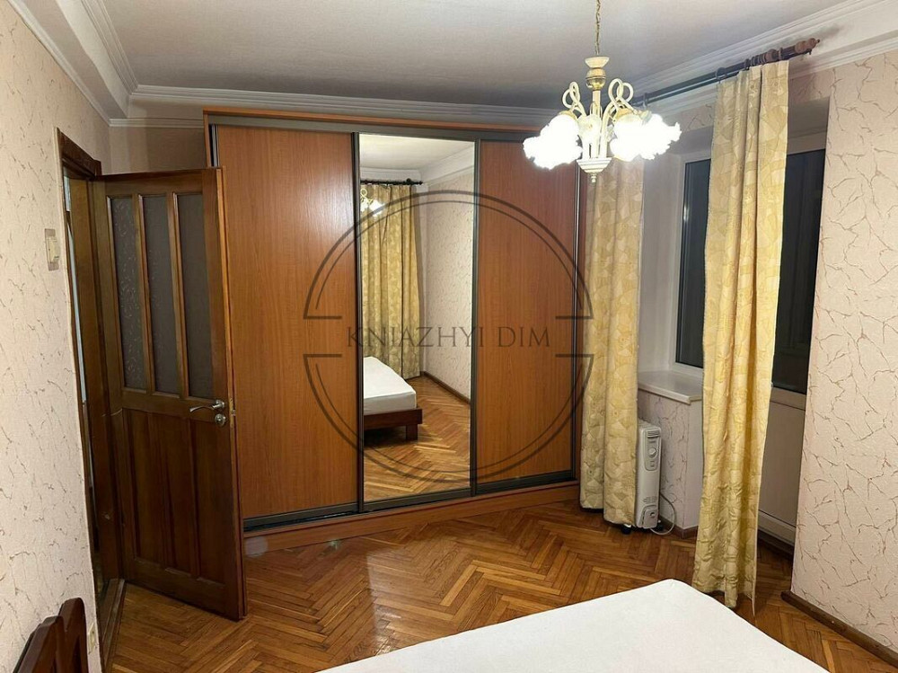 Затишна трикімнатна квартира біля метро Лівобережна, код №11200977 Київ - зображення 11