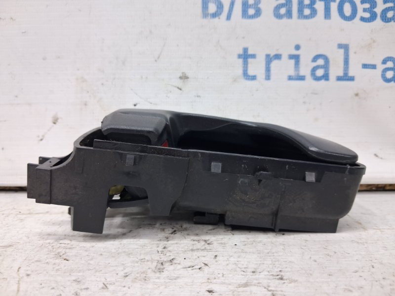 Ручка двери внутренняя правая Mitsubishi Pajero Wagon 3 3.2 ДИЗЕЛЬ 4M41 1999 (б/у) Киев - изображение 2