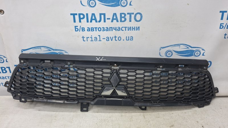 Решетка радиатора Рестайлинг Mitsubishi Outlander XL 2.2 DIESEL 4HK 2007 (б/у) Київ - зображення 1