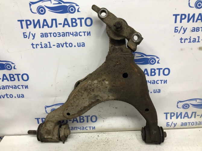 Рычаг передний нижний правый Toyota Prado J120 3.0 DIESEL 1KDFTV 2002 (б/у) Киев - изображение 1