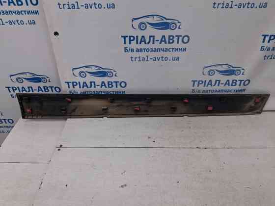 Накладка двери Kia Sorento XM 2.4 БЕНЗИН G4KJ 2009 перед. лев. (б/у) Киев