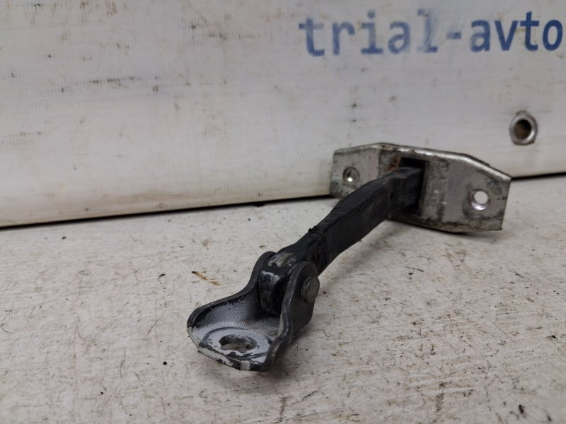 Ограничитель двери передний правый Toyota Camry XV40 2.4 БЕНЗИН 2AZFE 2006 (б/у) Киев - изображение 3