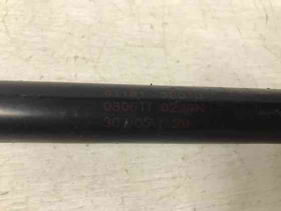 Амортизатор капота Kia Sorento 2002-2011 811813E010 (Арт. 59608) Київ