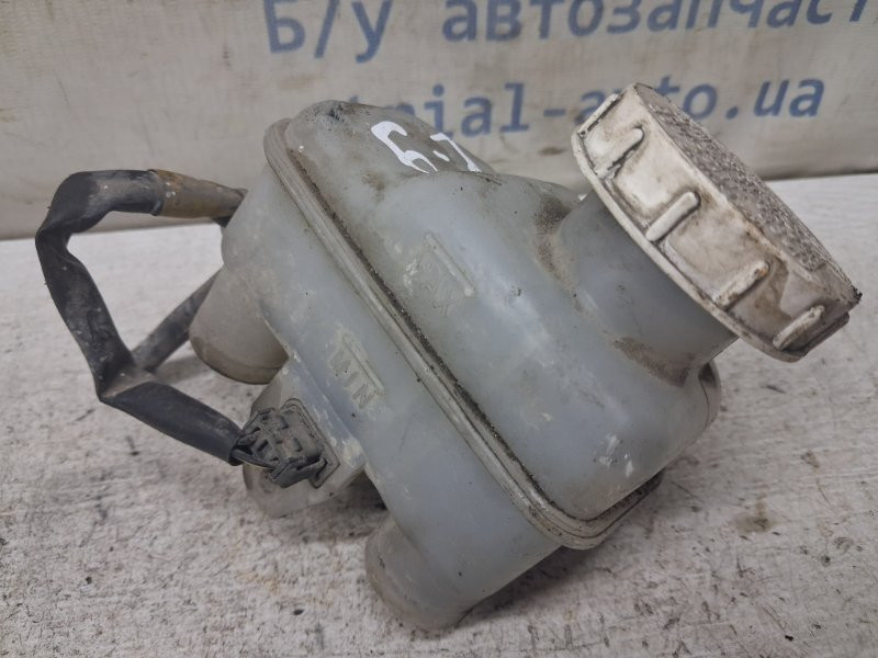 Бачок главного тормозного цилиндра Mitsubishi Lancer 2003-2009 MR569039 (Арт. 83186) Киев - изображение 1