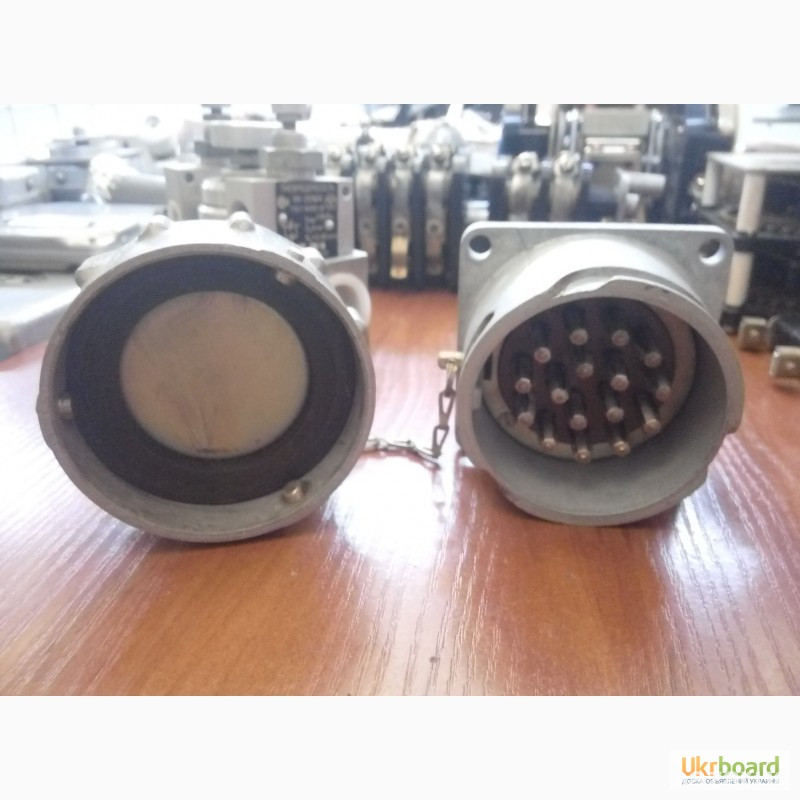 Разъемы, вилки АН 682300, БЛ3645005, контактные, с крышкой Харьков - изображение 2