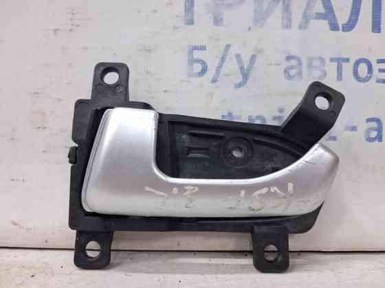 Ручка двери внутренняя левая Kia Sportage SL 1.7 DIESEL D4FD 2010 (б/у) Киев