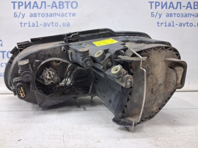 Фара правая галоген Volkswagen Caddy 2K 1.9 DIESEL BJB 2003 (б/у) Киев - изображение 4
