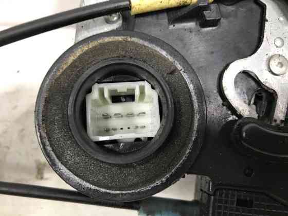 Замок двери задний правый Toyota RAV 4 A30 2.0 БЕНЗИН 1AZFE 2005 (б/у) Київ