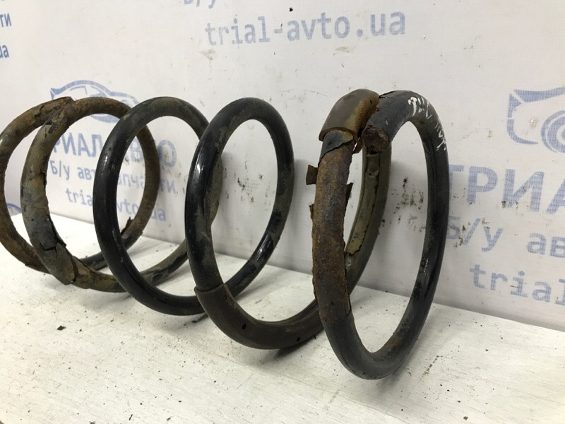 Пружина передняя Hyundai Tucson JM 2.0 DIESEL D4EA 2004 (б/у) Київ - зображення 3