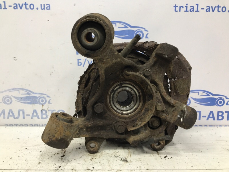 Цапфа задняя левая со ступицей Mitsubishi Pajero Wagon 3 3.2 ДИЗЕЛЬ 4M41 1999 (б/у) Київ - зображення 1