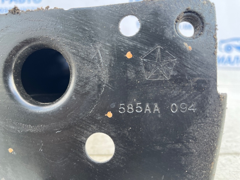 Кронштейн усилителя переднего бампера Jeep Compass MP 2.4 БЕНЗИН EDE 2016 прав. (б/у) Киев - изображение 5