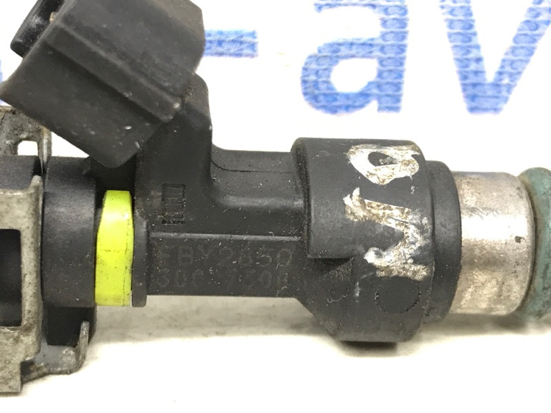 Форсунка топливная Nissan Qashqai J10 2.0 БЕНЗИН MR20DE 2006 (б/у) Київ - зображення 2