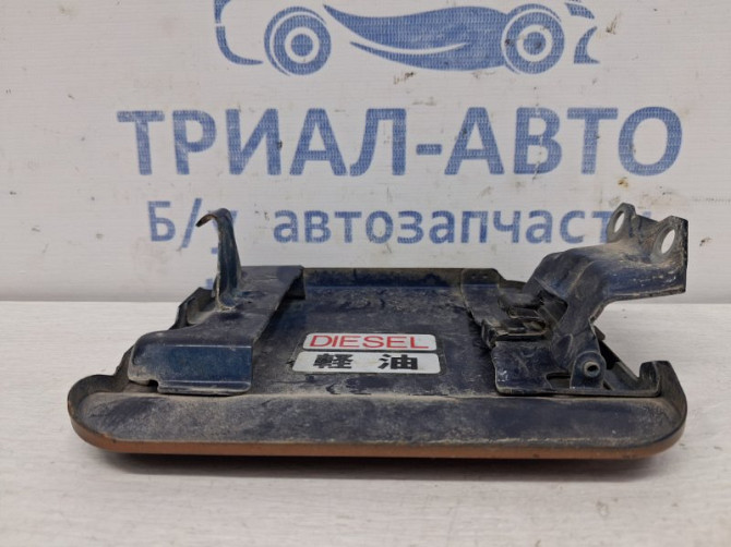 Лючок бака Mitsubishi Pajero Sport K9 2.5 DIESEL 4D56 1996 (б/у) Киев - изображение 3