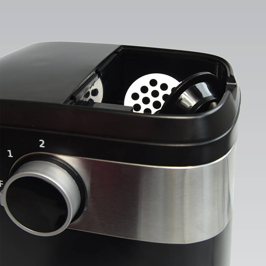 Мясорубка электрическая Maestro MR-854 1500 Вт черная Київ - зображення 5