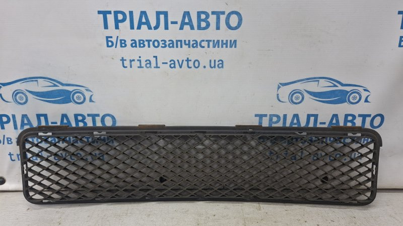 Решетка бампера центральная Hyundai Tucson JM 2.0 БЕНЗИН G4GC 2004 (б/у) Київ - зображення 2