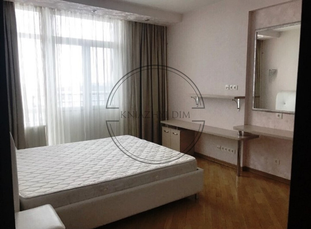 Просторная 3-х к. кв. в ЖК Триумф, ст. м. Выдубичи. № 21105134 Киев - изображение 12