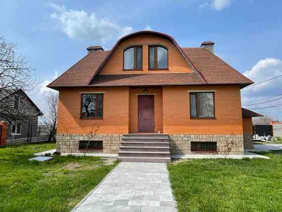 Продам. Будинок 220 кв. м, 14 соток. Підгородне, вул. Партизанська Дніпро