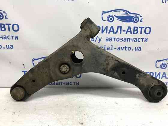 Рычаг правый Mitsubishi Lancer 9 1.6 БЕНЗИН 4G18 2003 (б/у) Киев