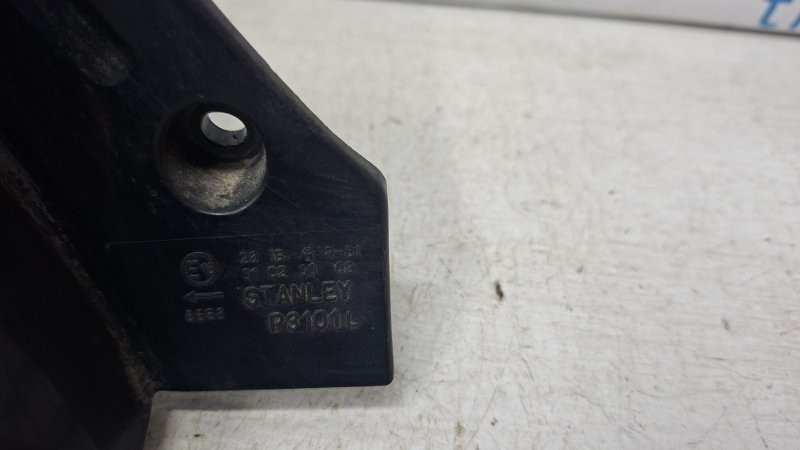 Фонарь задний внешний левый Mitsubishi Lancer 9 1.6 БЕНЗИН 4G18 2003 (б/у) Киев - изображение 5