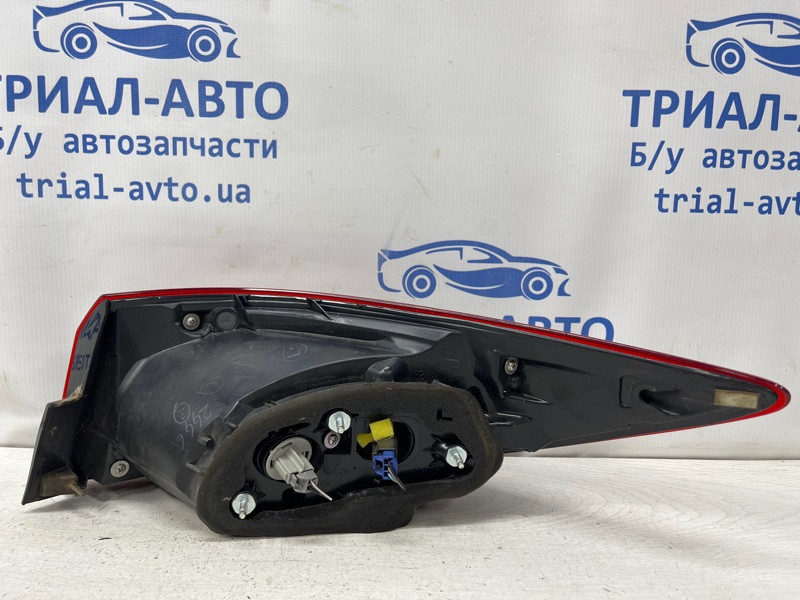 Фонарь задний внешний левый Mazda 3 BM 2.2 DIESEL 2013 (б/у) Киев - изображение 5