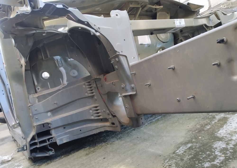 Уплотнитель стекла внутрений двери задней правой Tesla model 3 1090504-00-F Киев - изображение 7