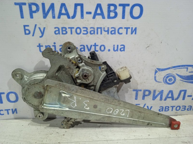 Стеклоподъемник задний правый Mitsubishi L200 KB 2.5 ДИЗЕЛЬ 4D56U 2006 (б/у) Київ - зображення 3