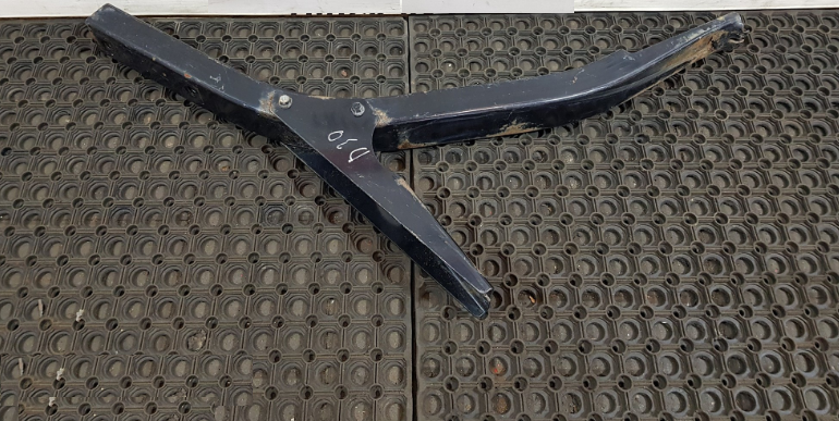 1888560 Кронштейн бака AdBlue DAF XF 106 Euro 6 Львов - изображение 1