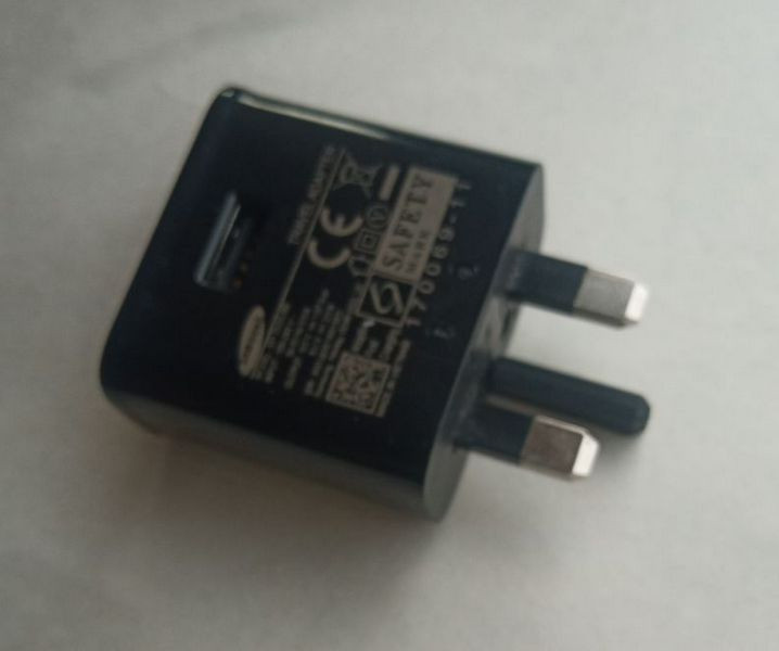 Зарядное устройство EP-TA20UBE Київ - зображення 2