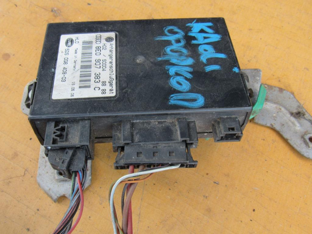 Блок фаркопа VW Caddy 2004-2010 (8E0907383) Ковель - зображення 1