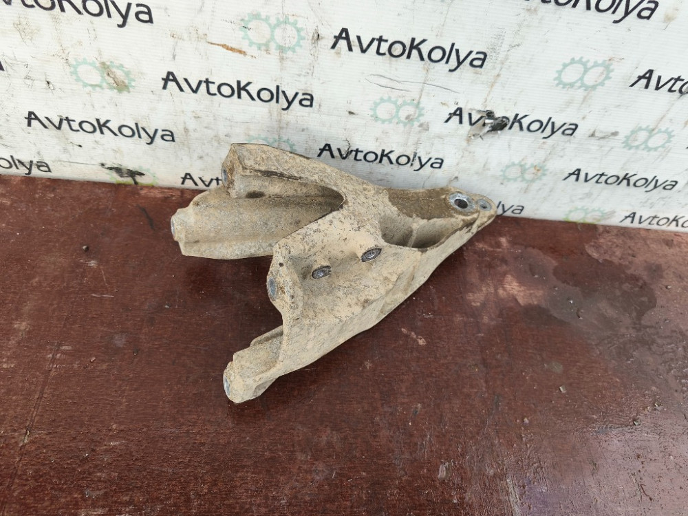 Кронштейн (опора) двигателя задний VW T5 T6 2.0 tdi 2003-2019 (7E0199370) Ковель - зображення 1