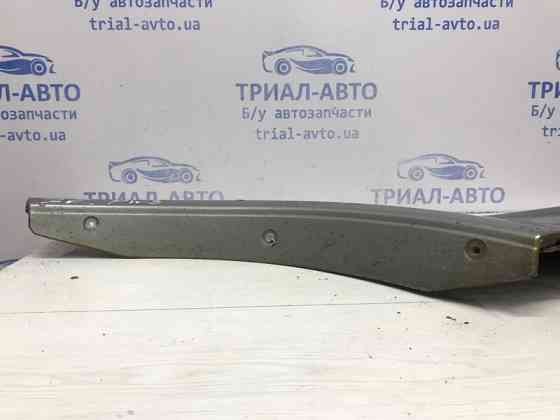 Накладка двери Mitsubishi Pajero Wagon 3 3.2 ДИЗЕЛЬ 4M41 1999 задн. прав. (б/у) Київ