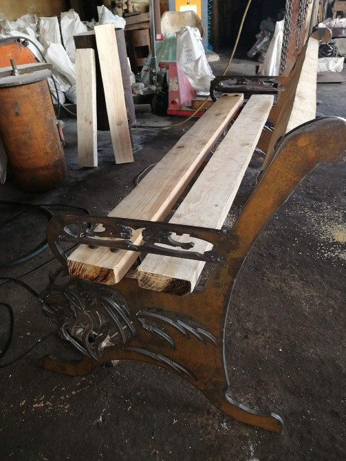 Скамейки декоративные индивидуального изготовления Кам'янське (Дніпродзержинськ) - зображення 1